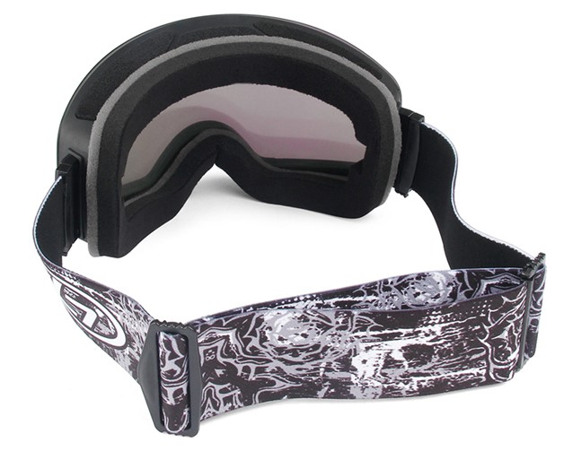 Matrix SilverStar Prescription Ski and Snowboard Goggles Silver - Dual Layer Anti Fog Lenses - Impact Resistance and UV Blocking Lenses - Image 4